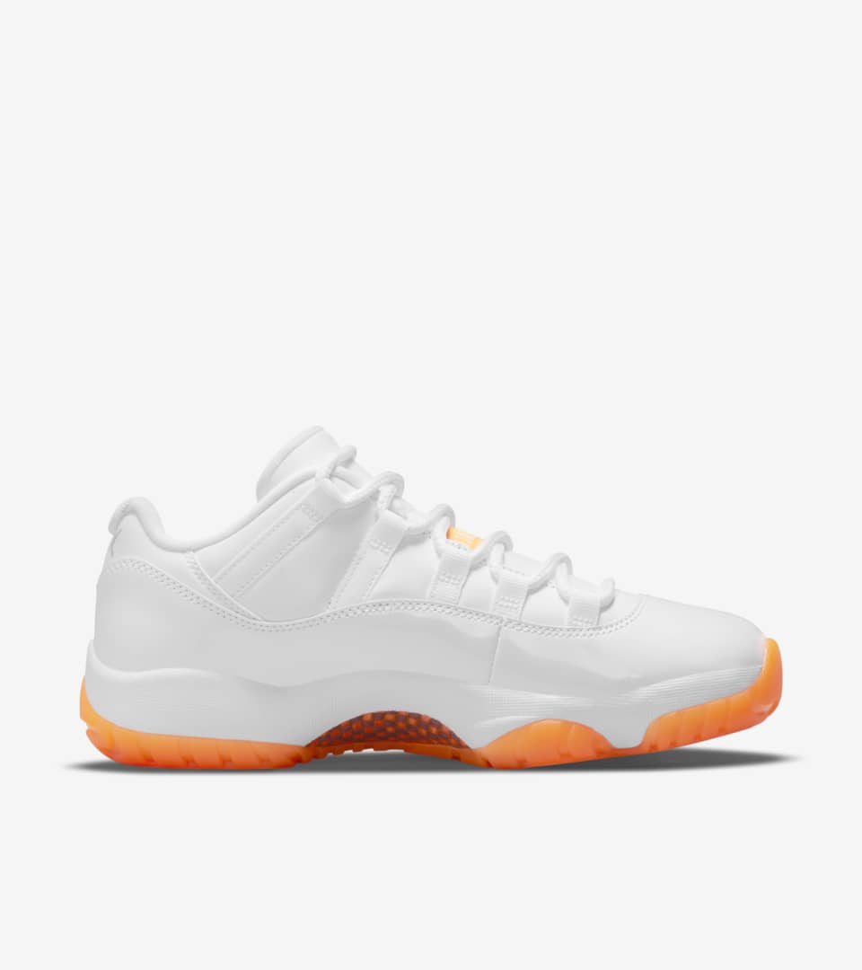 Jordan 11 sales low orange 2019